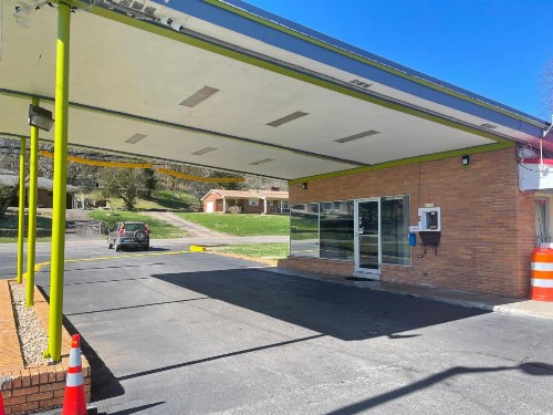 Budget Inn Pulaski - image 9