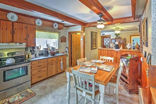 Pulaski Home on 50 Acres - Near Lake Ontario! - image 11