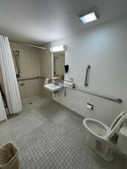Knights Inn Punta Gorda - image 5