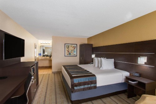 Baymont by Wyndham Punta Gorda/Port Charlotte - image 22