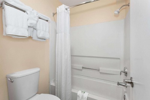 Baymont by Wyndham Punta Gorda/Port Charlotte - image 35