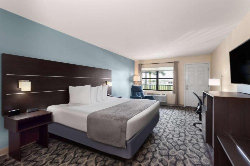 Baymont by Wyndham Punta Gorda/Port Charlotte - image 37