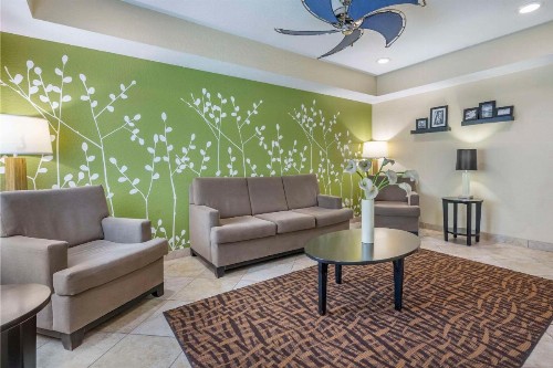 Sleep Inn & Suites Port Charlotte-Punta Gorda - image 4
