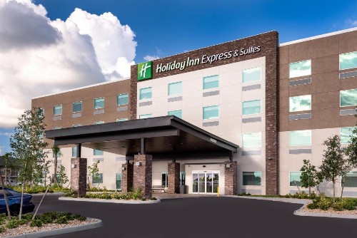 Holiday Inn Express & Suites - Punta Gorda an IHG Hotel - image 1