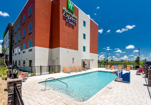 Holiday Inn Express & Suites - Punta Gorda an IHG Hotel - image 15