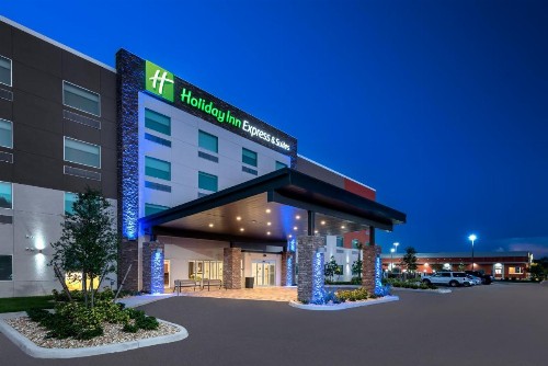 Holiday Inn Express & Suites - Punta Gorda an IHG Hotel - image 2