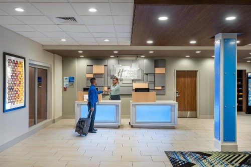Holiday Inn Express & Suites - Punta Gorda an IHG Hotel - image 3