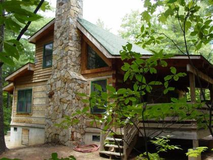 Pine Crest - Secluded on Knoll Top - Near Boone NC & Blue Ridge Parkway