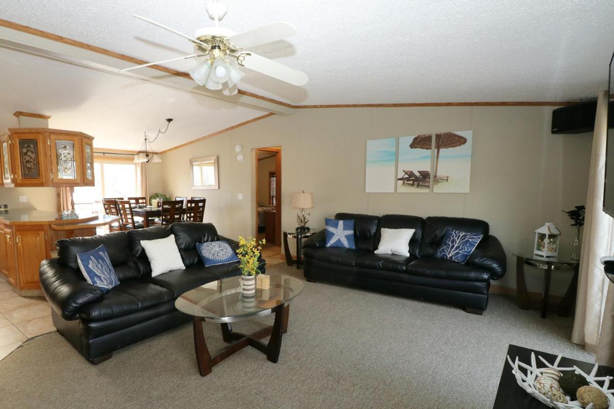 Island Club Rentals - image 5