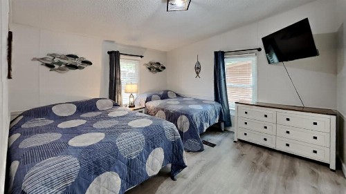 Island Club #13 - image 12