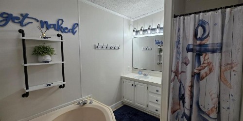 Island Club #95 - image 11
