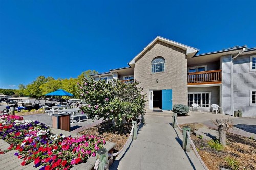 Put-in-Bay Poolview Condo #4 - image 19