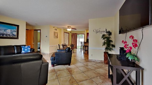 Put-in-Bay Poolview Condo #4 - image 2