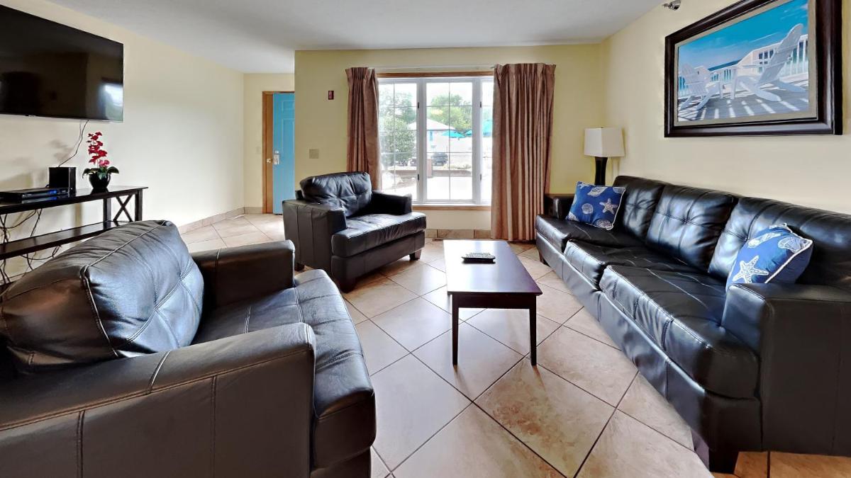 Put-in-Bay Poolview Condo #4 - image 3