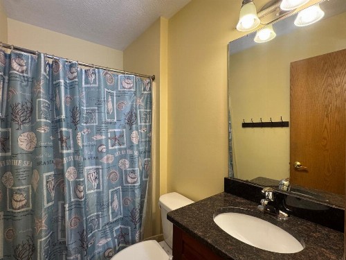 Put-in-Bay Poolview Condo #5 - image 24