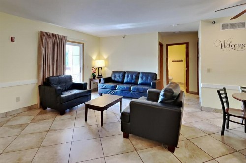 Put-in-Bay Poolview Condo #8 - image 11