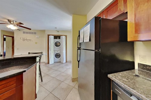 Put-in-Bay Poolview Condo #8 - image 13