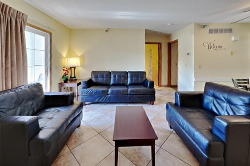 Put-in-Bay Poolview Condo #8 - image 15