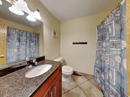 Put-in-Bay Poolview Condo #8 - image 16