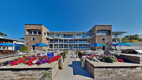 Put-in-Bay Waterfront Condo #205 - image 3
