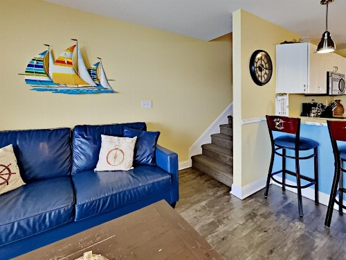 Put-in-Bay Waterfront Condo #210 - image 12