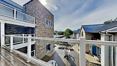 Put-in-Bay Waterfront Condo #210 - image 18