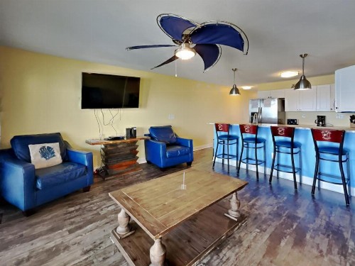 Put-in-Bay Waterfront Condo #105 - image 15