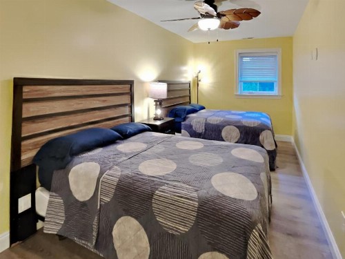Put-in-Bay Waterfront Condo #105 - image 24