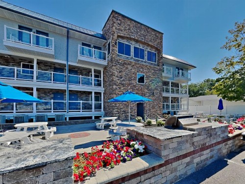Put-in-Bay Waterfront Condo #105 - image 33