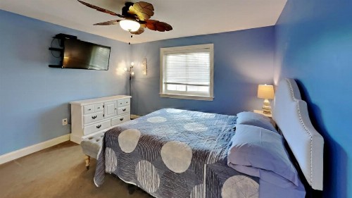 Put-in-Bay Waterfront Condo #106 - image 15