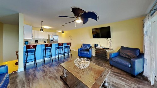 Put-in-Bay Waterfront Condo #106 - image 17