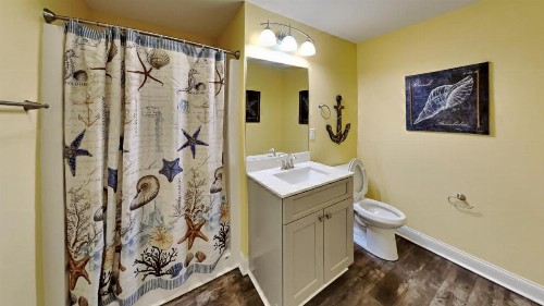 Put-in-Bay Waterfront Condo #106 - image 20