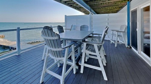 Put-in-Bay Waterfront Condo #106 - image 33