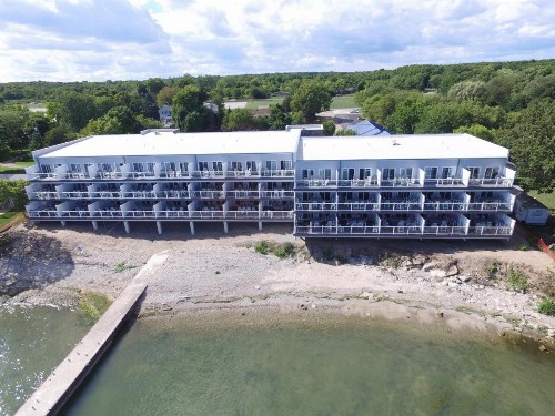 Put-in-Bay Waterfront Condo #106 - image 40