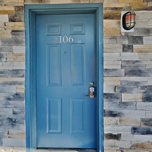 Put-in-Bay Waterfront Condo #106 - image 5