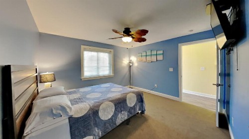Put-in-Bay Waterfront Condo #110 - image 26