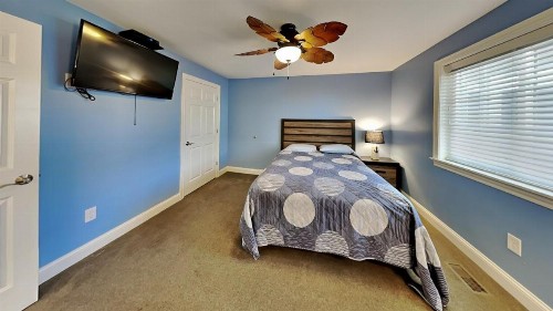 Put-in-Bay Waterfront Condo #110 - image 31