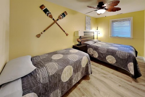 Put-in-Bay Waterfront Condo #111 - image 28