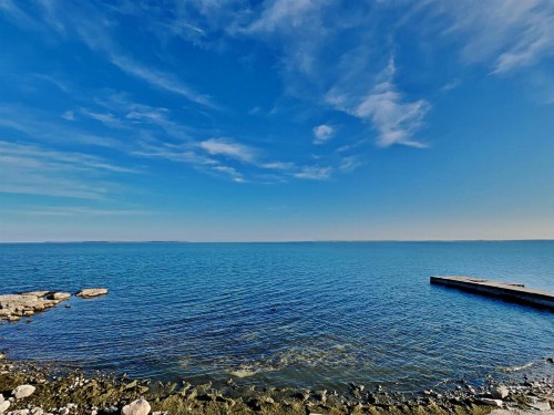 Put-in-Bay Waterfront Condo #111 - image 32