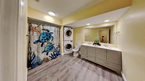 Put-in-Bay Waterfront Condo #107 - image 33