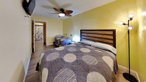 Put-in-Bay Waterfront Condo #109 - image 23