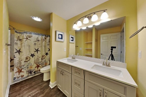 Put-in-Bay Waterfront Condo #109 - image 27