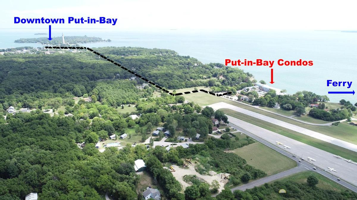 Put-in-Bay Waterfront Condo #208 - image 6