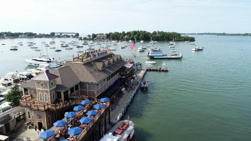 Put-in-Bay Waterfront Condo #208 - image 8
