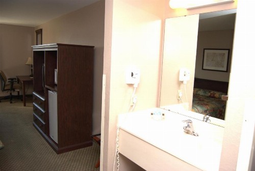 Commodore Resort - image 43