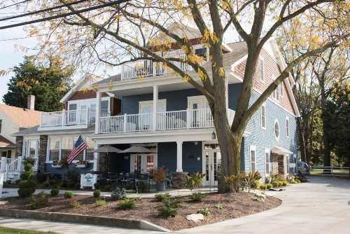 Anchor Inn Boutique Hotel - image 10