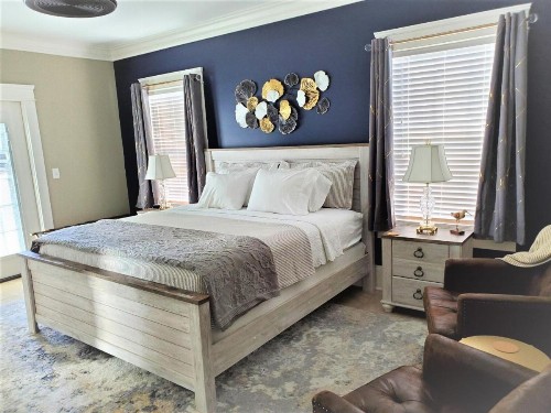 Anchor Inn Boutique Hotel - image 11