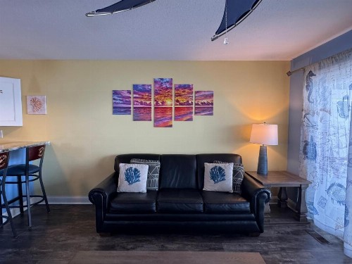 Put-in-Bay Waterfront Condo #103 - image 18