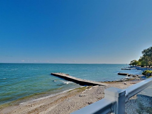 Put-In-Bay Waterfront Condo #108 - image 23