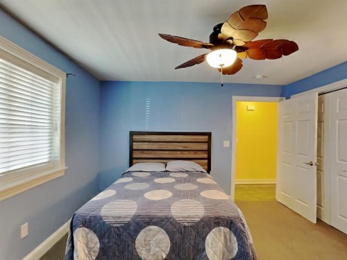 Put-In-Bay Waterfront Condo #108 - image 3